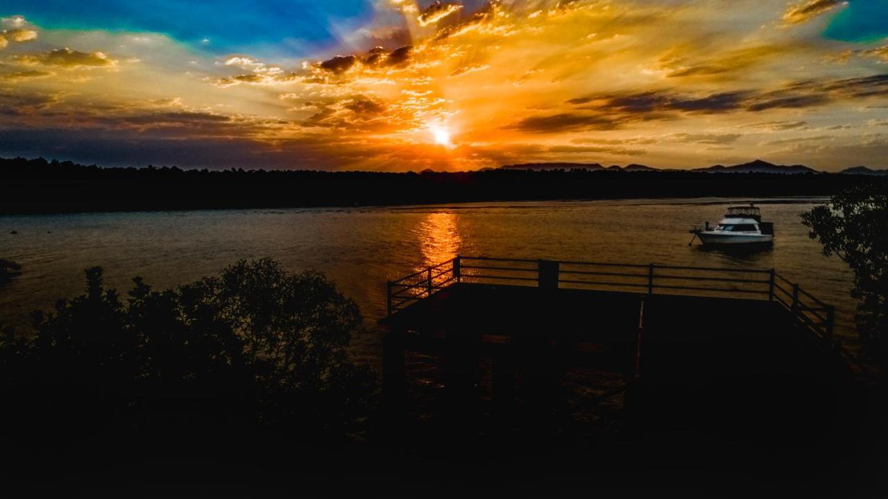 Lucinda Fishing Lodge 외부 사진